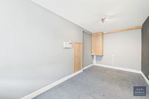 Photo 28- click for photo gallery